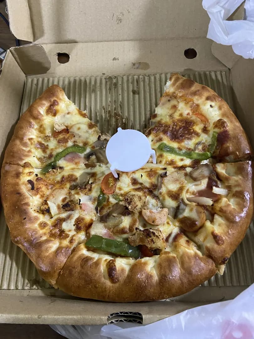 Pizza Hut photo 3