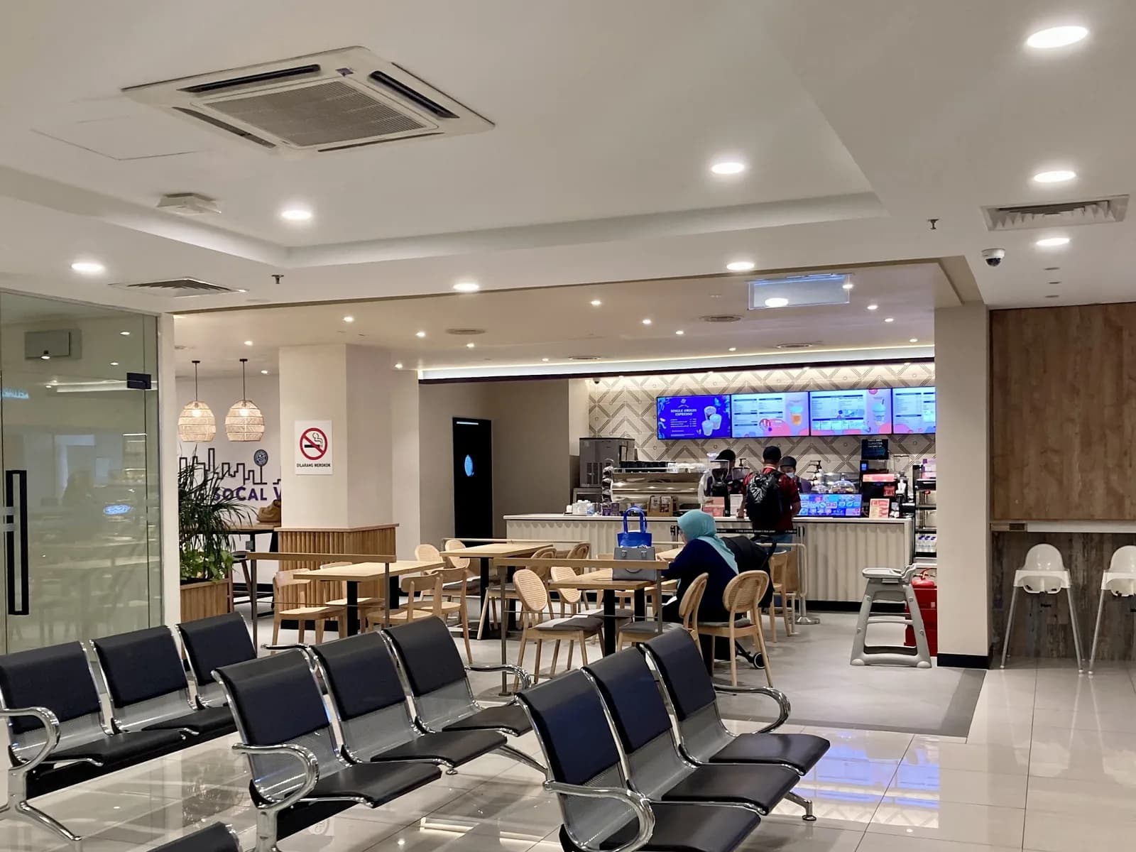 The Coffee Bean & Tea Leaf