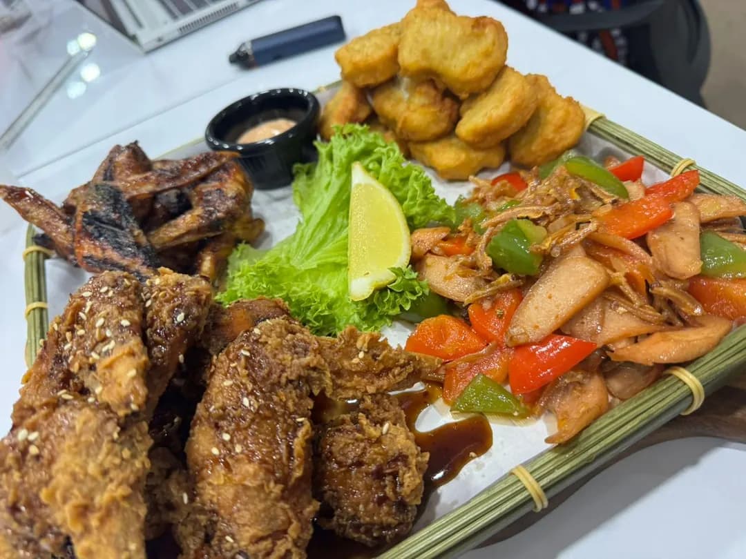 Tropical KLUP Restaurant & Bar photo 3