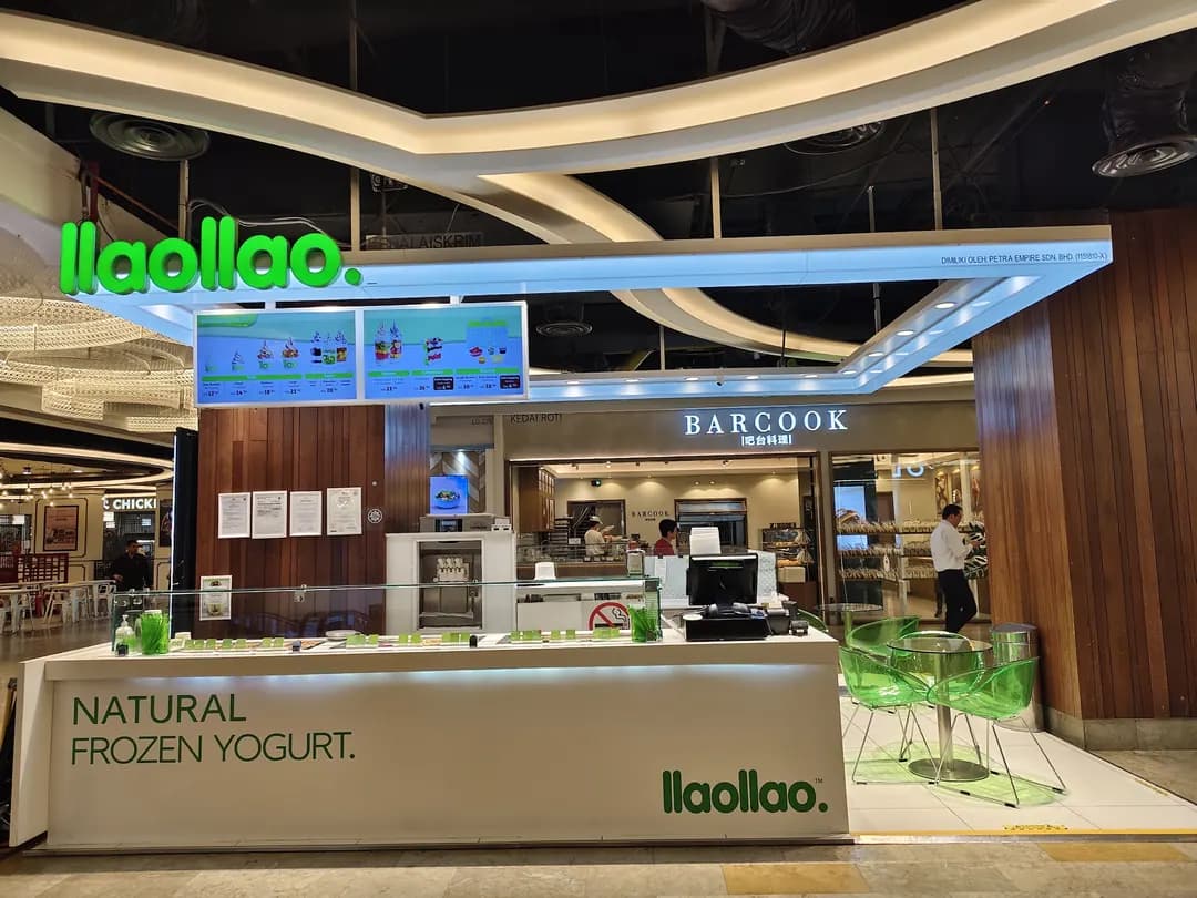 llaollao The Gardens Mall photo 2