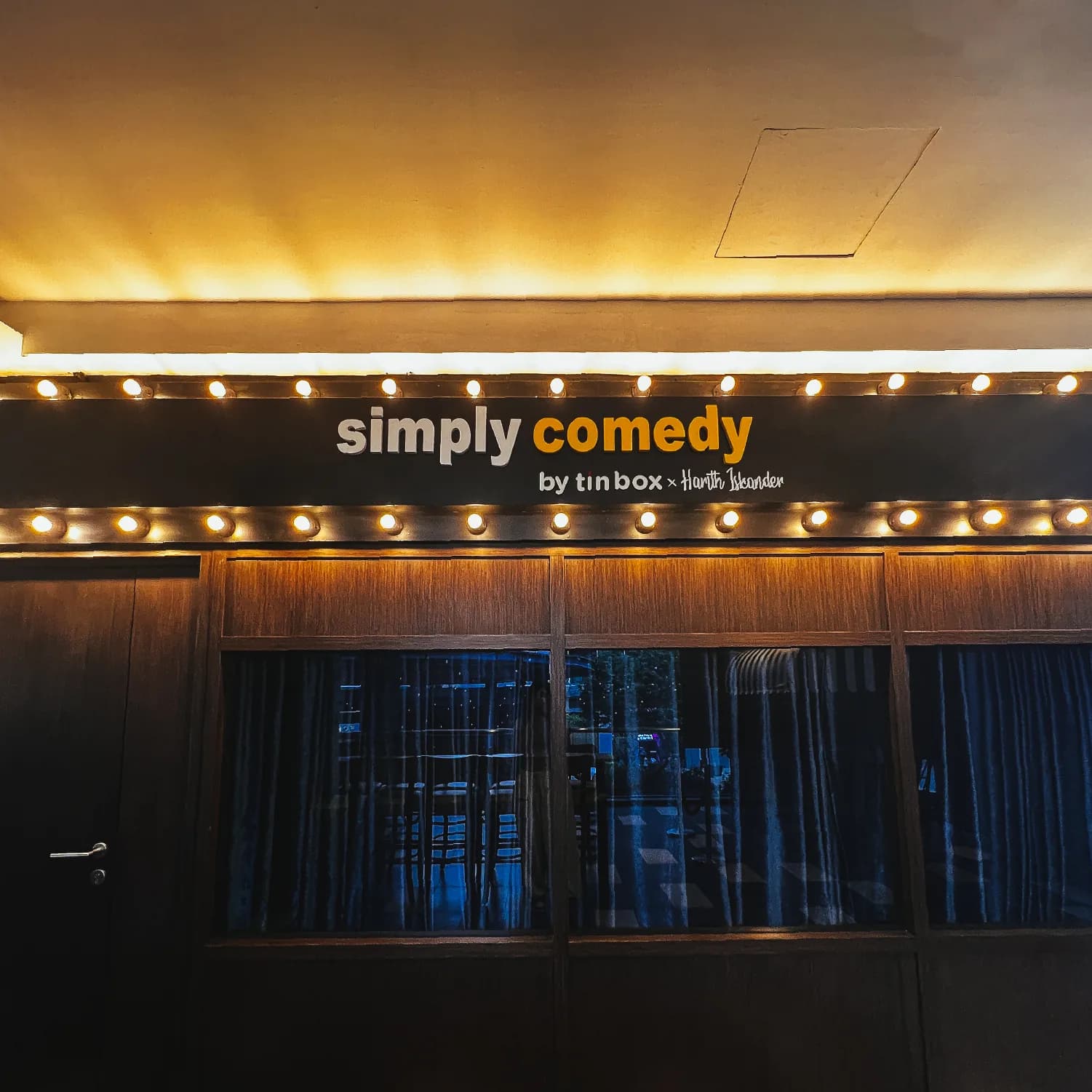 Simply Comedy by Tin Box x Harith Iskander