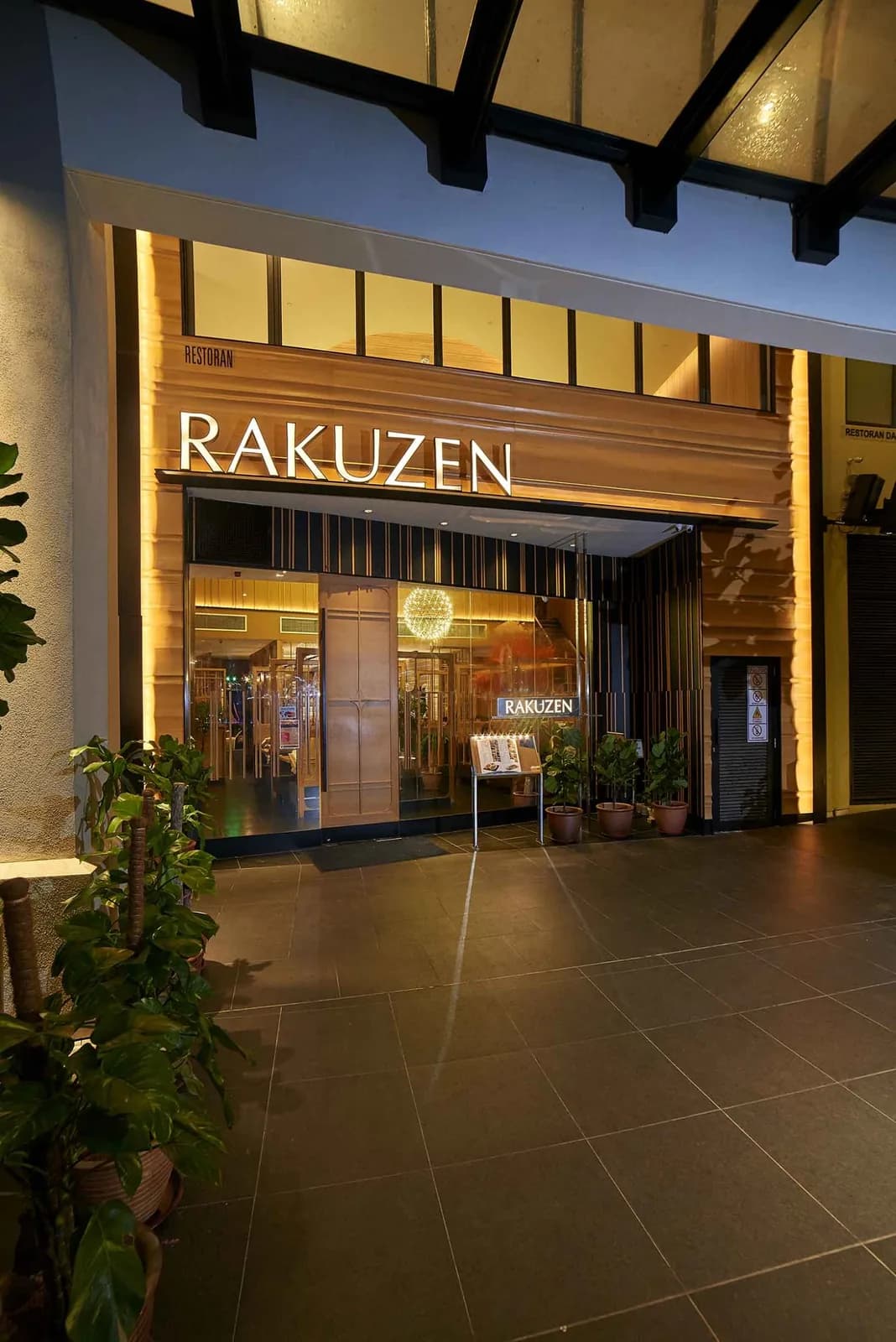 Rakuzen Plaza Arkadia