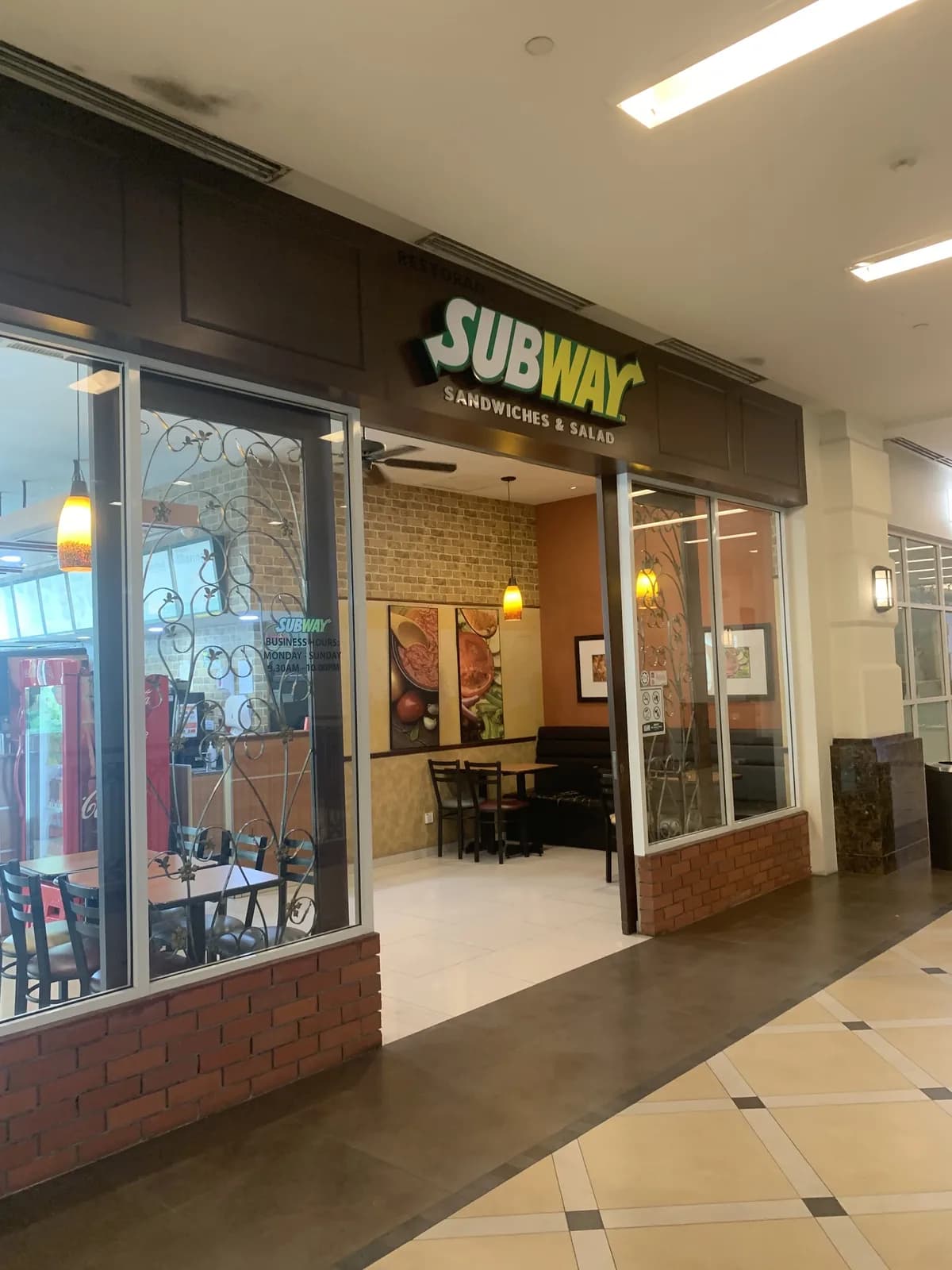 Subway (Straits Quay)