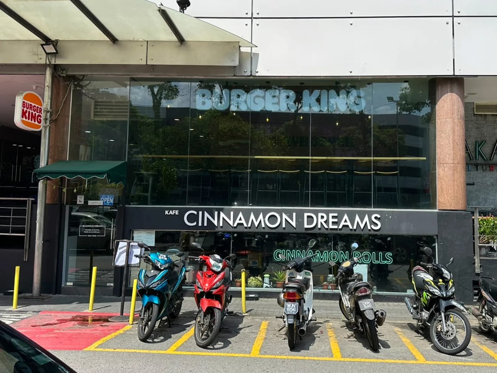 Cinnamon Dreams Cafe