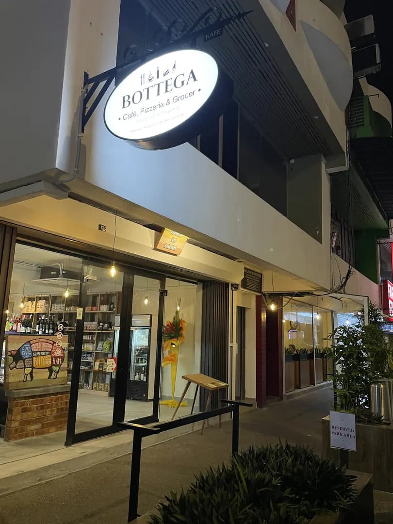 Bottega PJ photo 2
