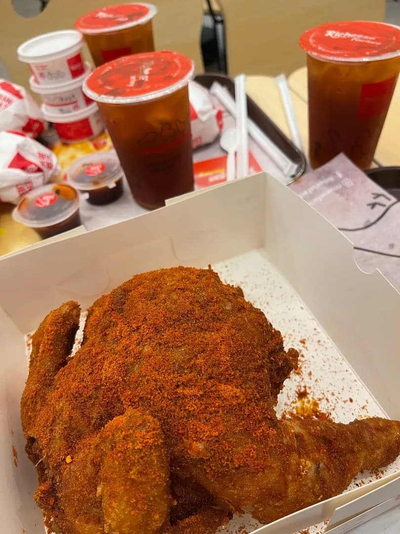 Richeese Factory 168 Park Mall photo 3