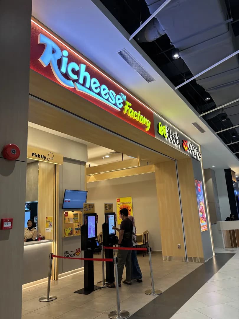Richeese Factory 168 Park Mall photo 2