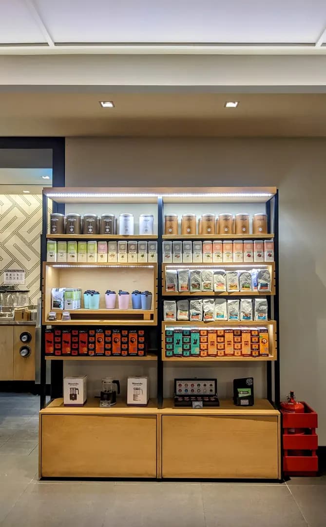 The Coffee Bean & Tea Leaf photo 2