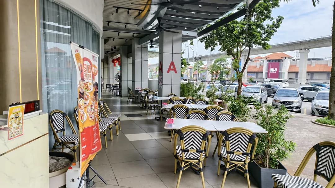 QHouse 港湾茶餐厅 | Puchong Jaya photo 2