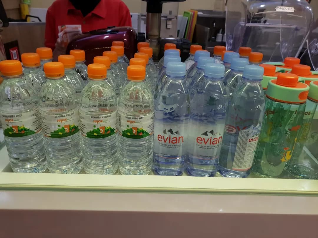 Juice Works @ MyTown Shopping Centre photo 3