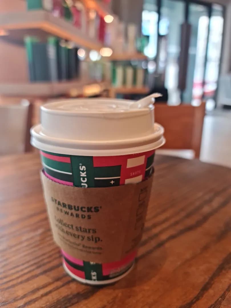 Starbucks Coffee - Sri Petaling photo 3