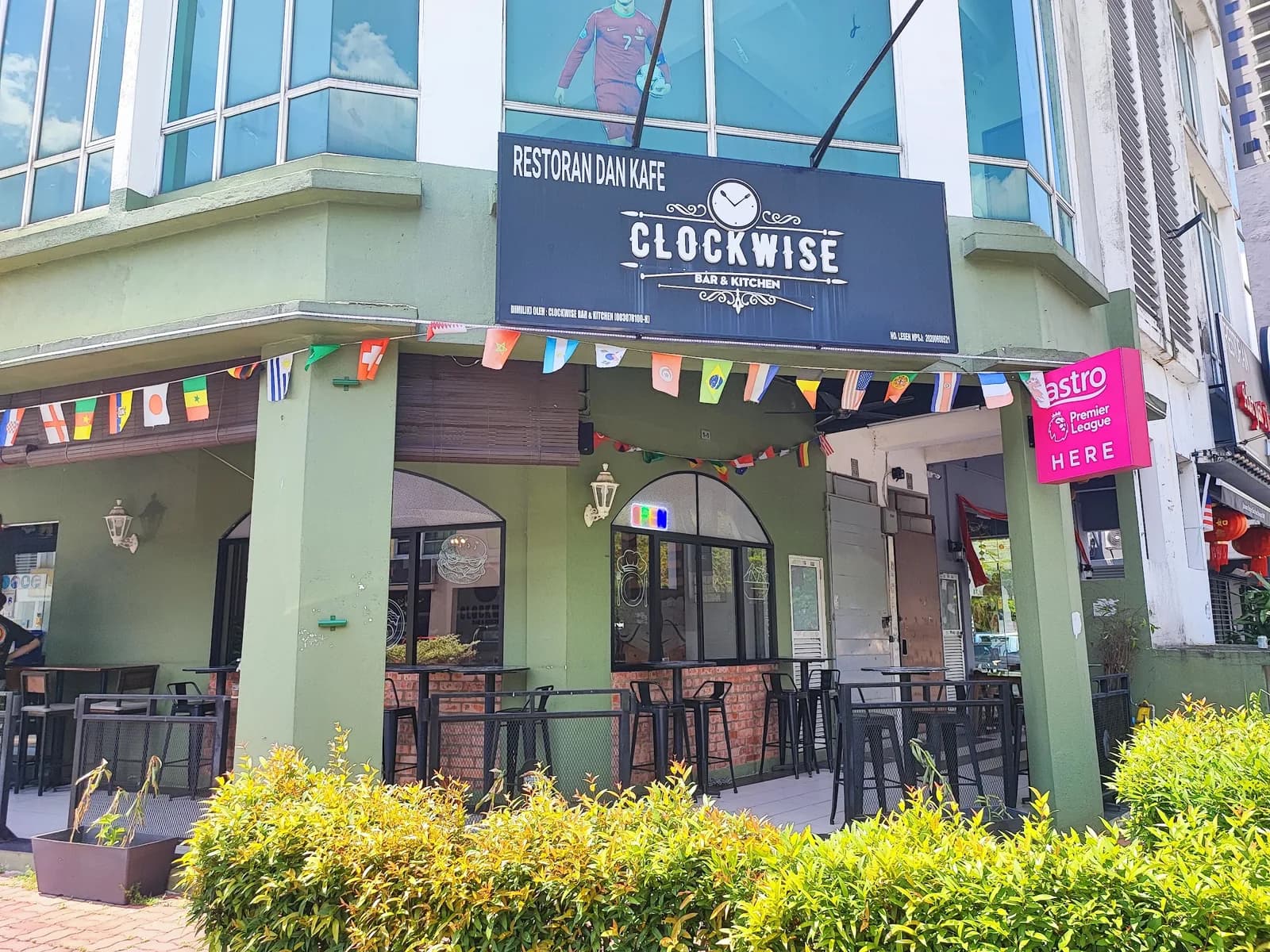 Clockwise Bar & Kitchen