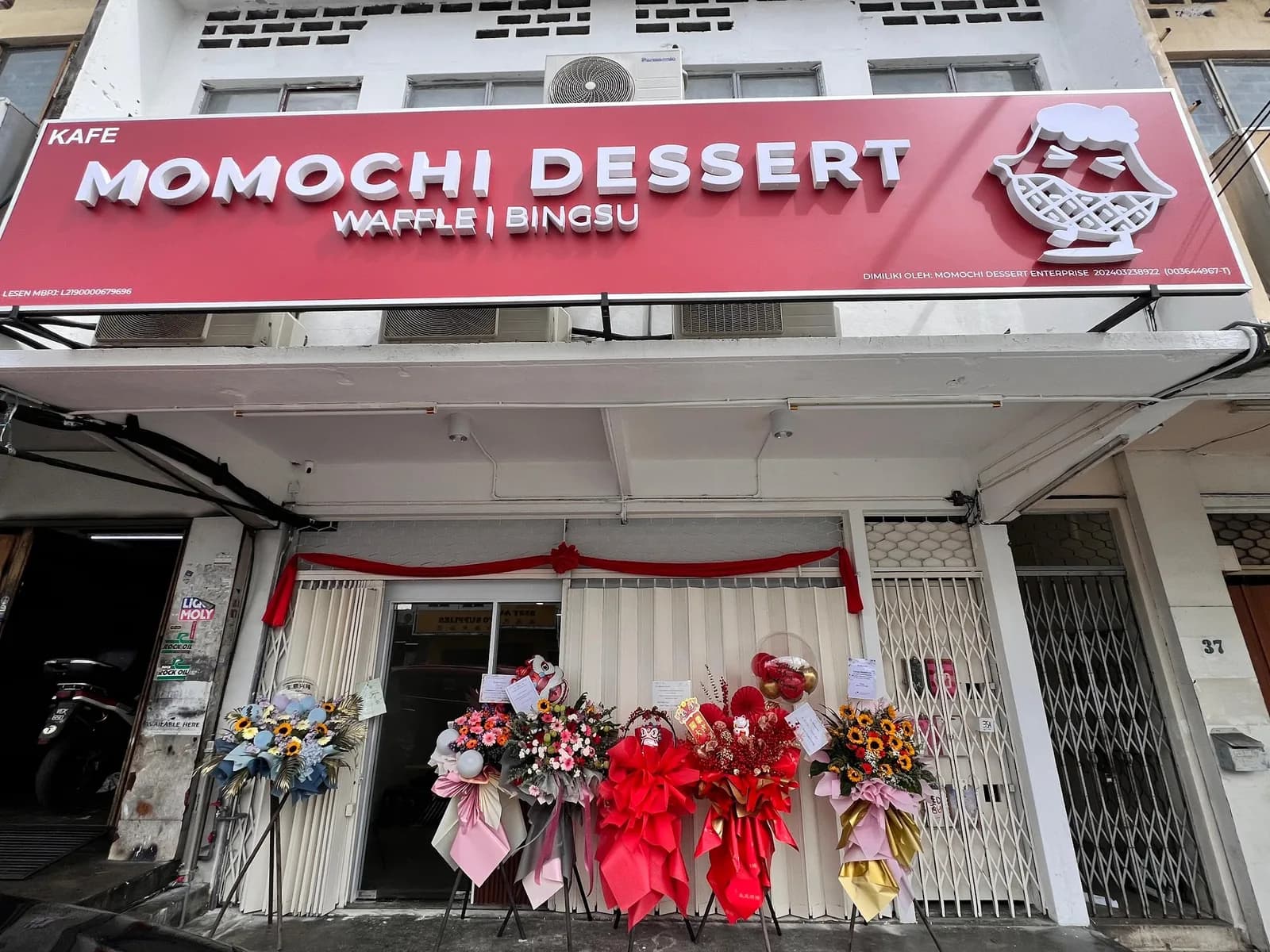 MOMOCHI DESSERT