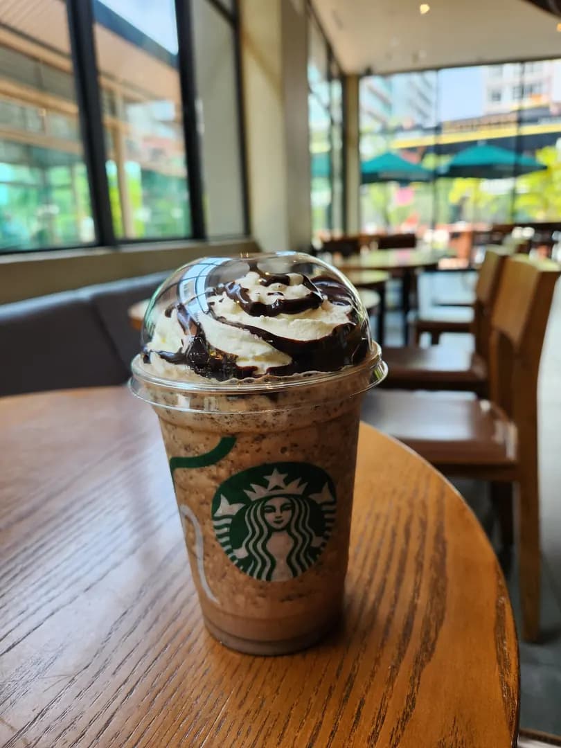 Starbucks Oasis Damansara photo 3