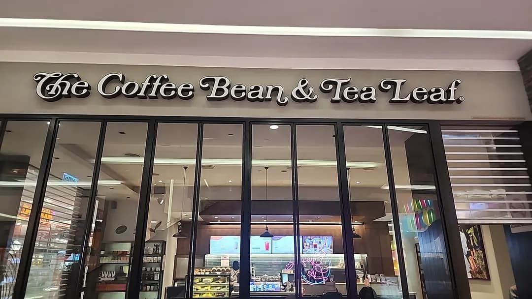 The Coffee Bean & Tea Leaf photo 2