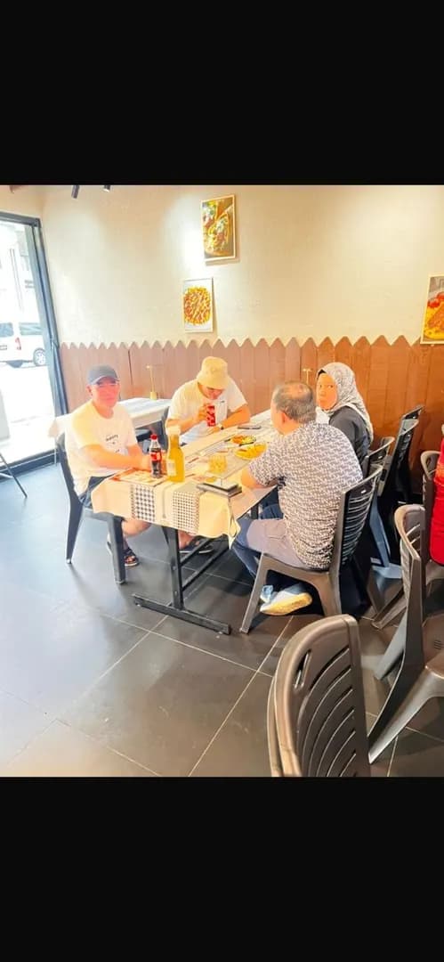 Habibi Royale Shawarma Restaurant photo 2