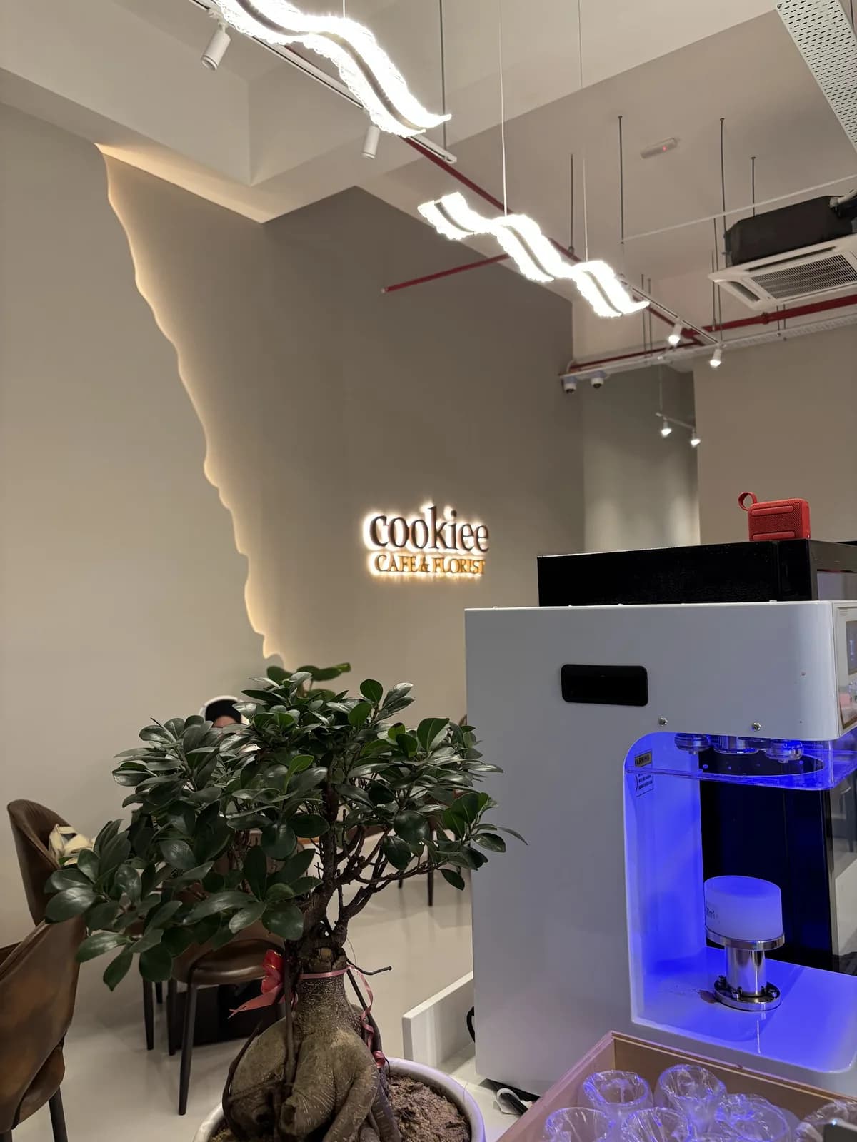 Cookiee Cafe & Florist