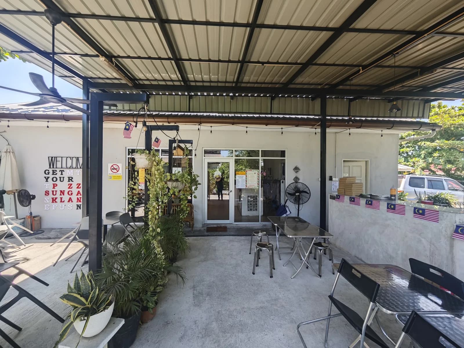 Pizza Sungai Klang • Asian Kuih