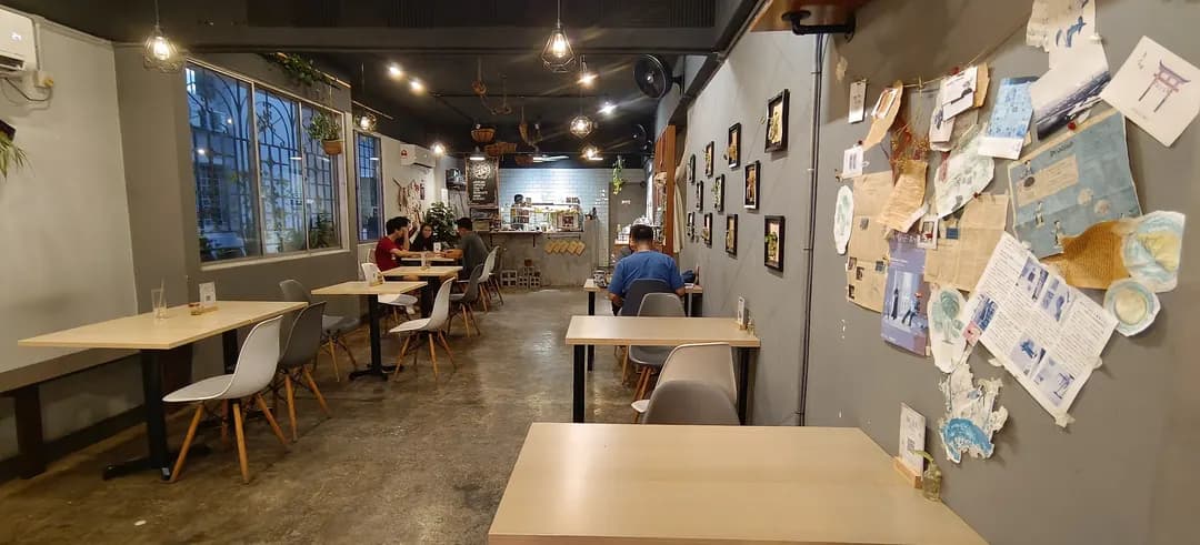 The Burg - Awesome Burger Place photo 3