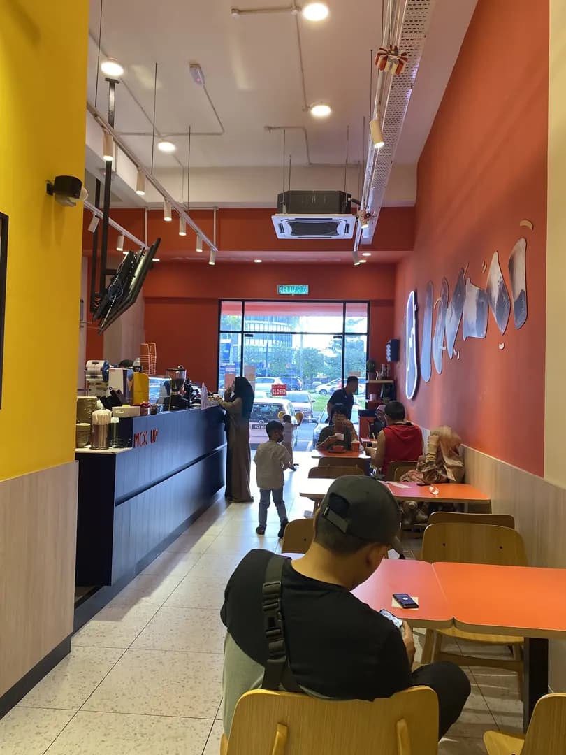Bask Bear Coffee Bandar Seri Putra photo 2