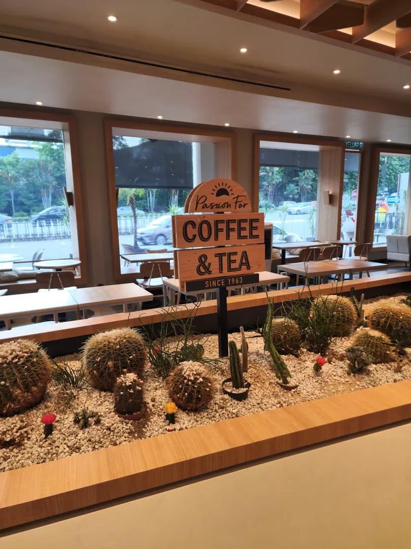 The Coffee Bean & Tea Leaf photo 2
