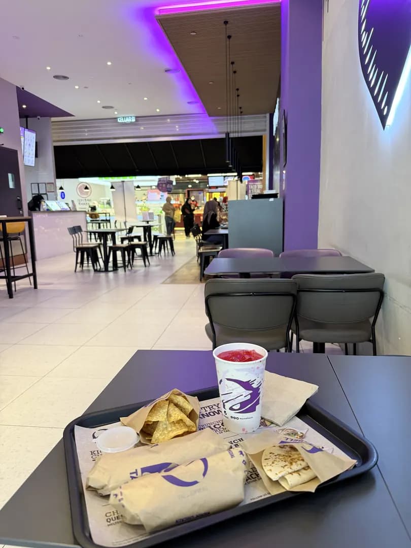 Taco Bell AEON MALL Bandaraya Melaka photo 3