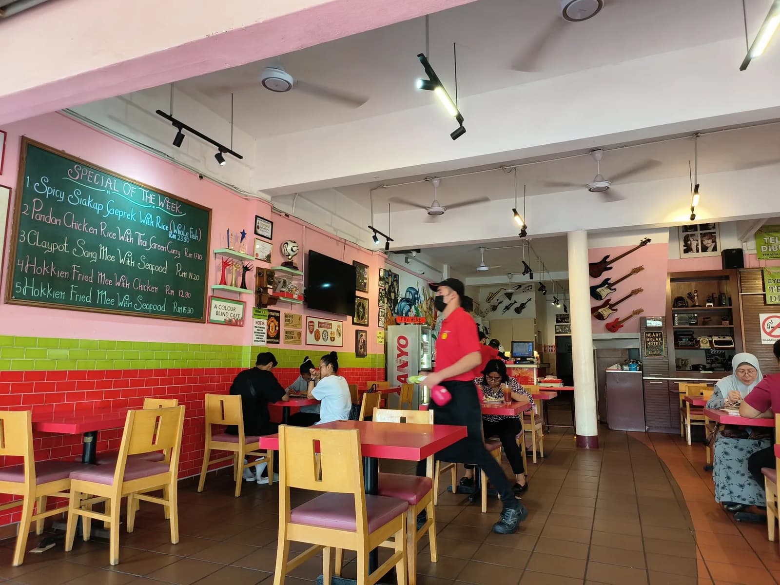 Strawberry Fields Cafe Glenmarie
