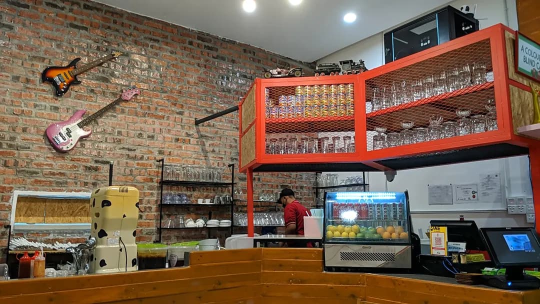 Strawberry Fields Cafe Glenmarie photo 2