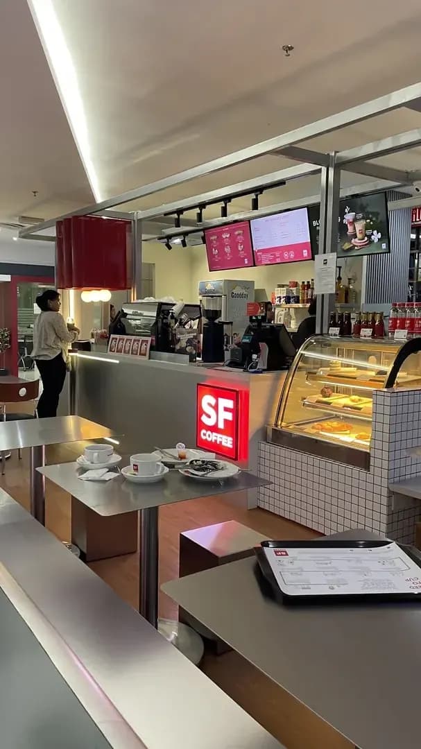 San Francisco Coffee Wisma PKPS photo 3