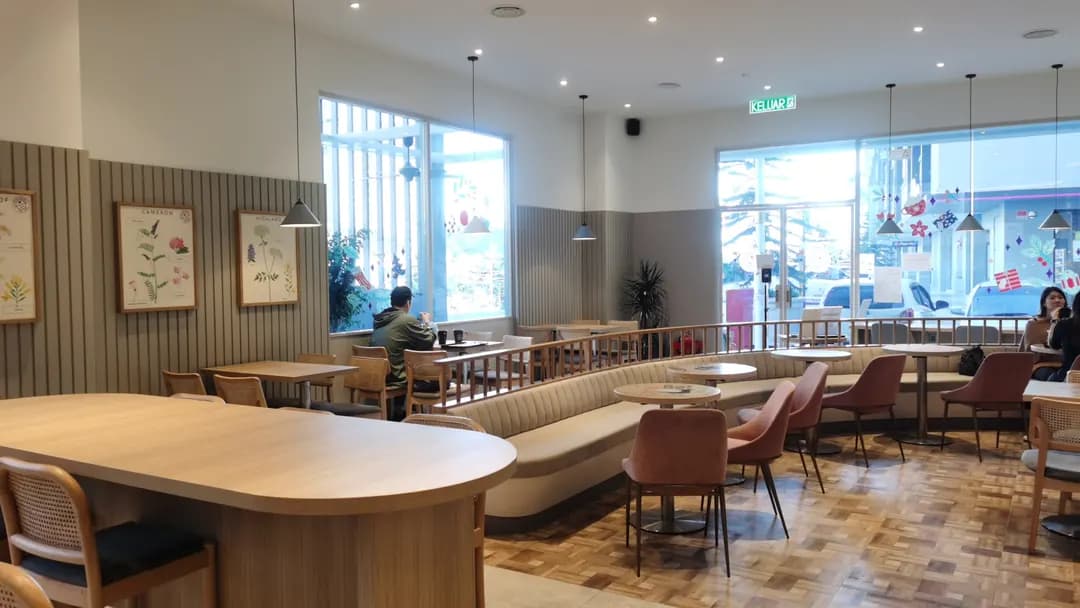 The Coffee Bean & Tea Leaf Cameron Centrum photo 2
