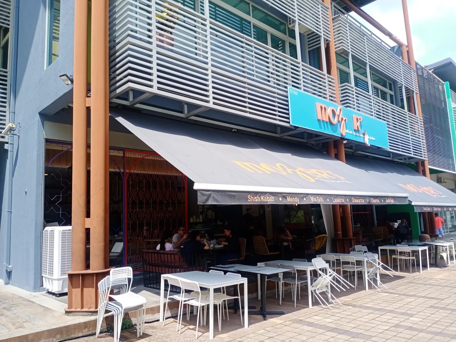 Mozer's @ Bukit Jelutong