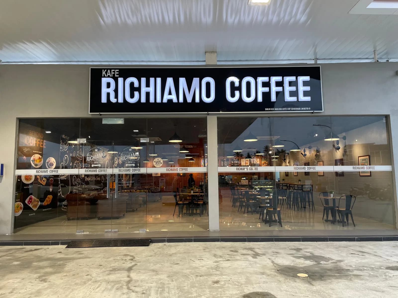 Richiamo Coffee Sabak Bernam