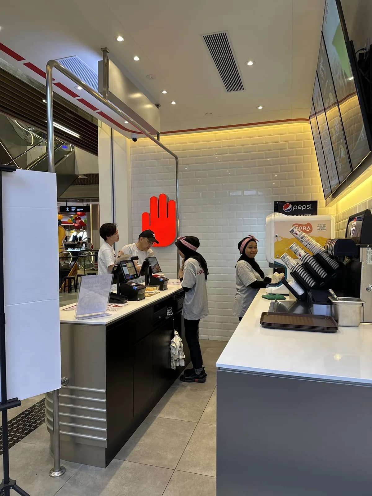 4Fingers Crispy Chicken • Bloomsvale Shopping Gallery