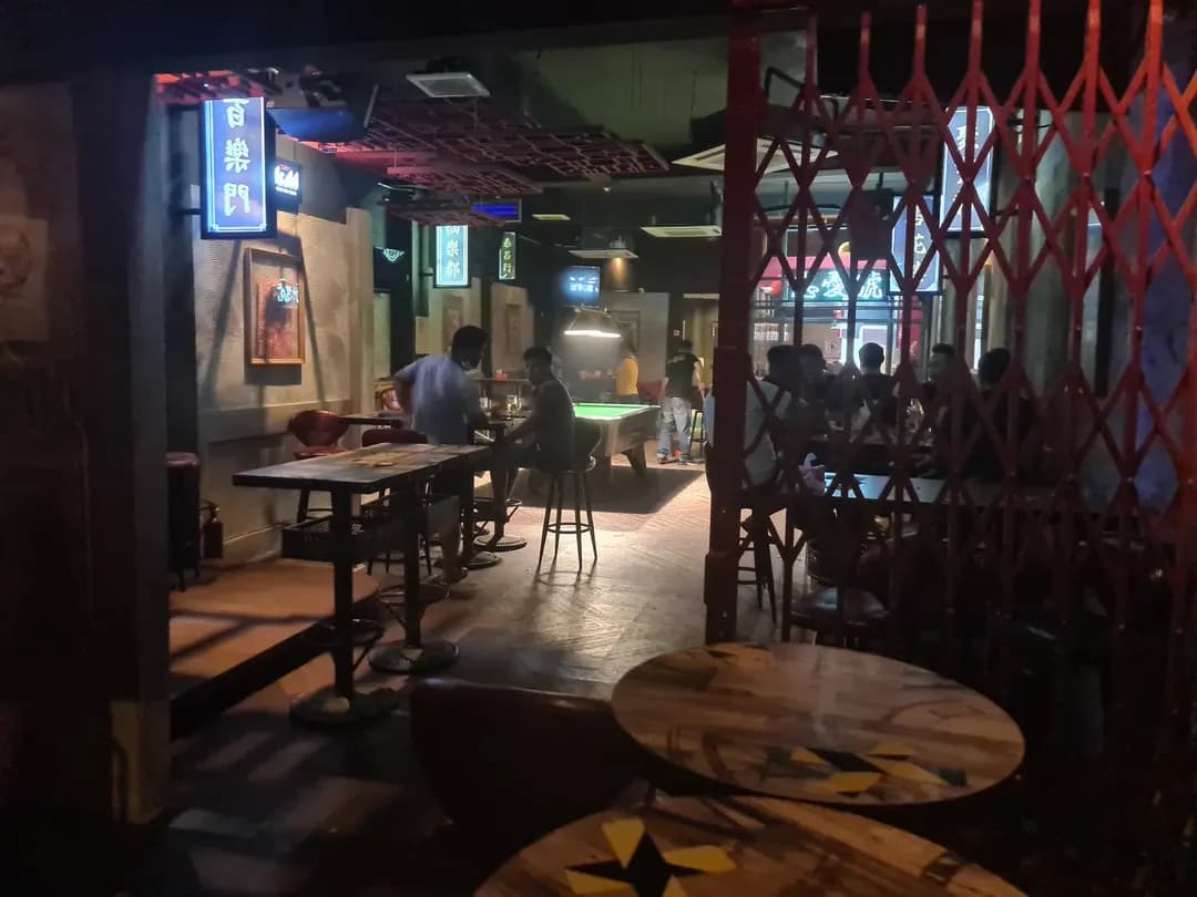 Half Ball Cafe and Bistro photo 3