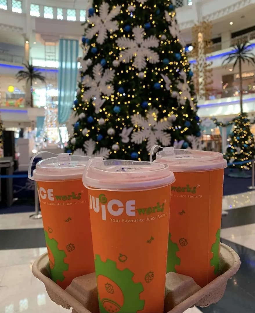 Juice Works The Curve photo 3