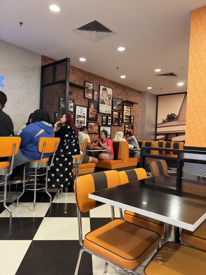 A&W Fast Food @ Ipoh Parade photo 3