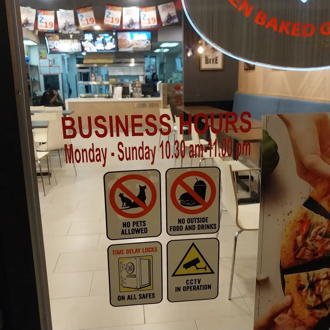 Domino's Raub photo 3