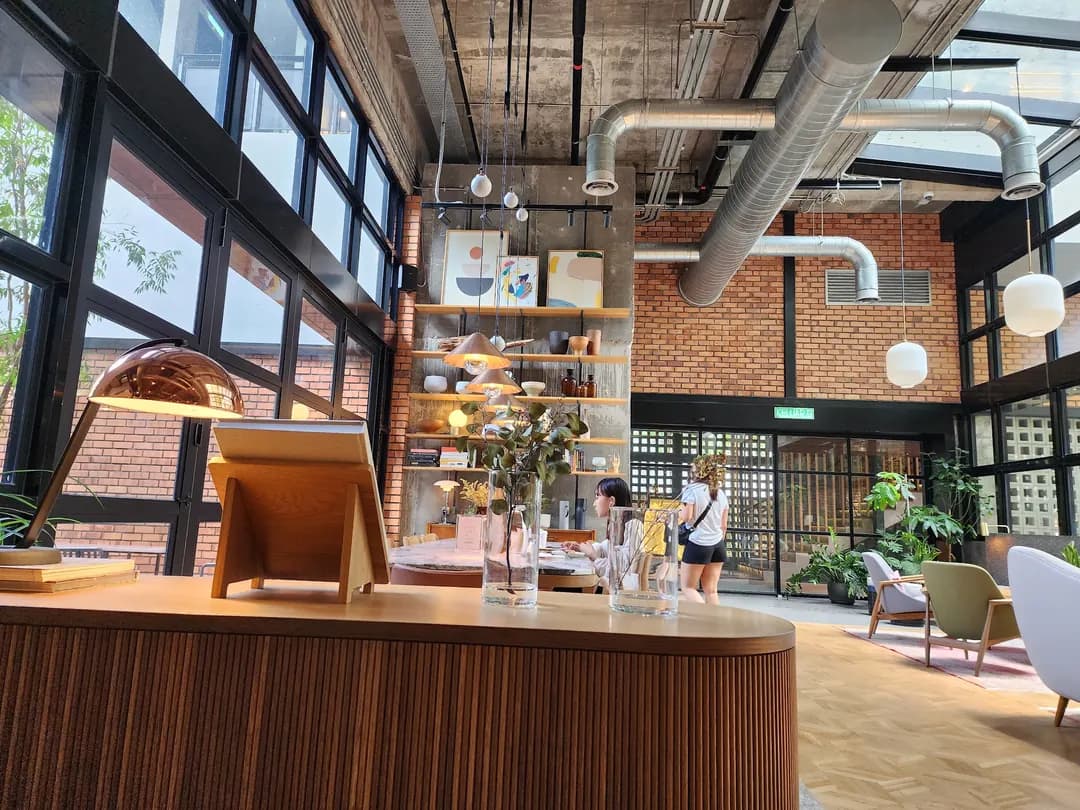 Lucky Coffee Bar photo 2