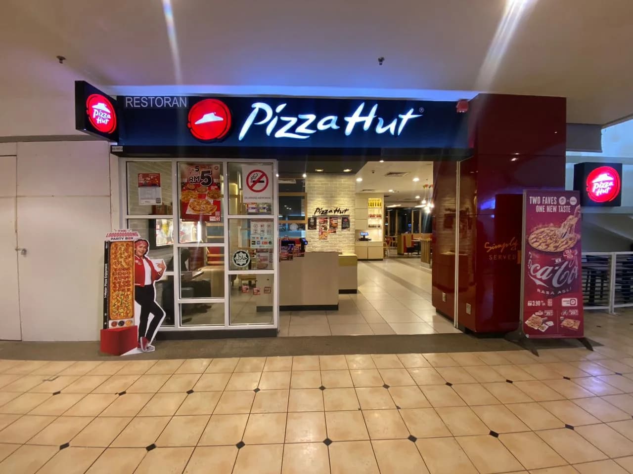 Pizza Hut