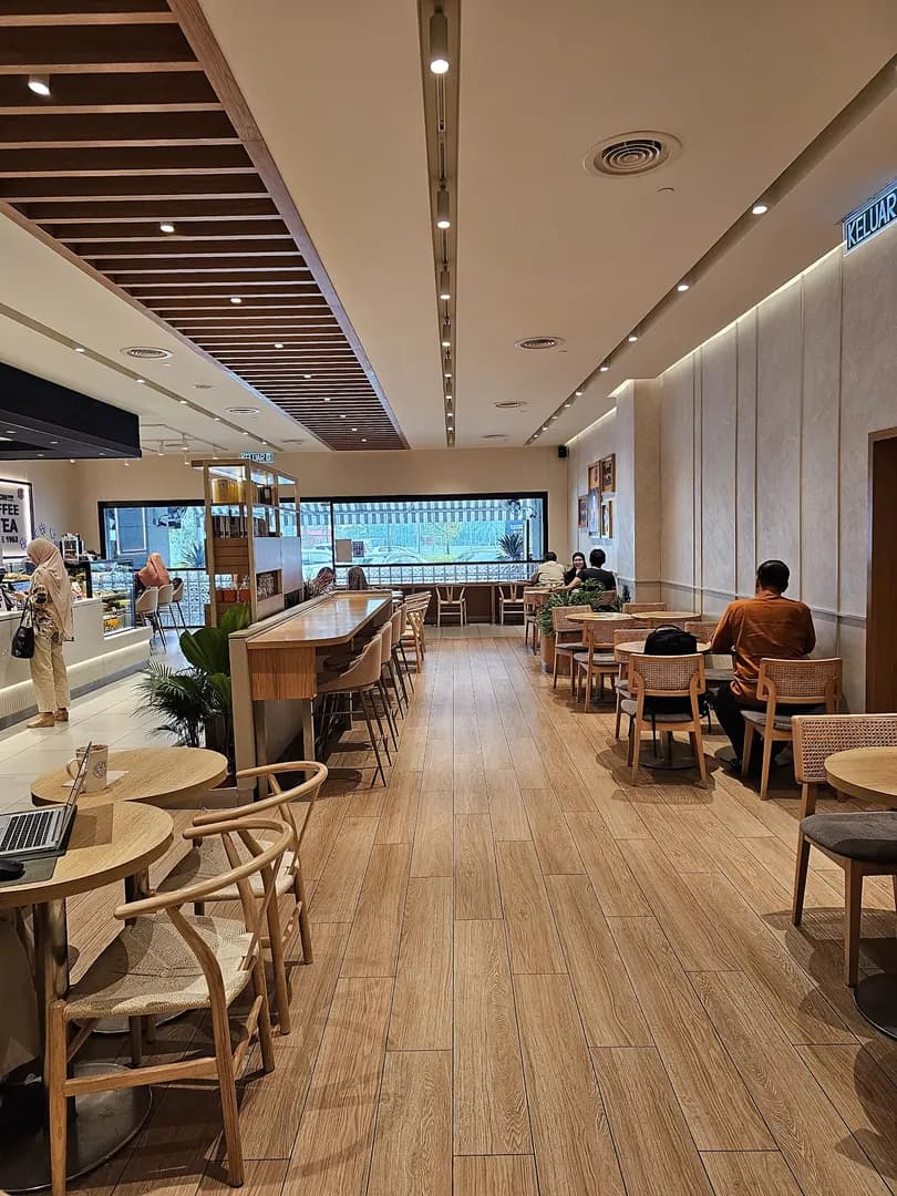 The Coffee Bean & Tea Leaf photo 2