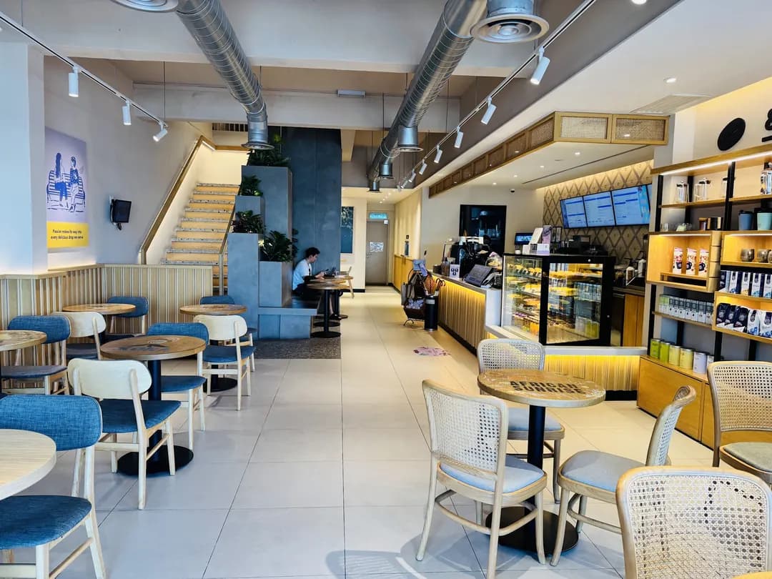 The Coffee Bean & Tea Leaf photo 2
