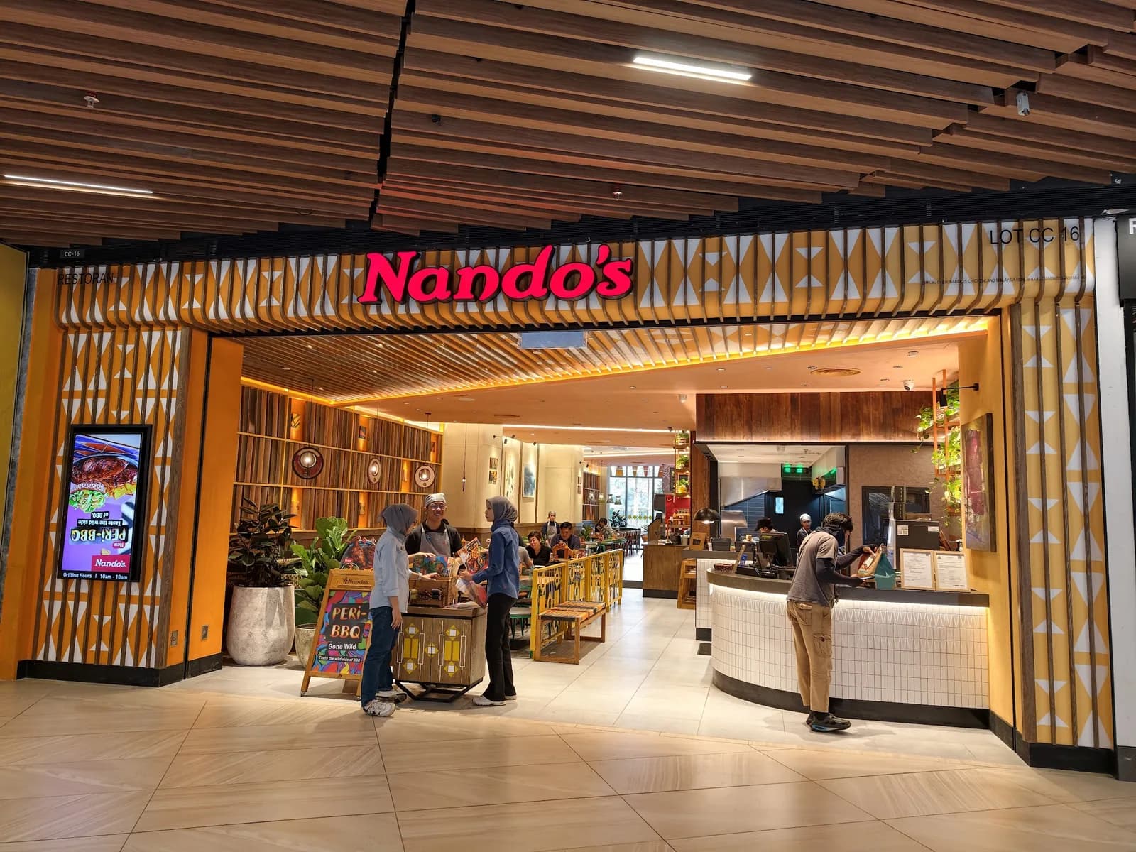 Nando's IOI Mall Damansara