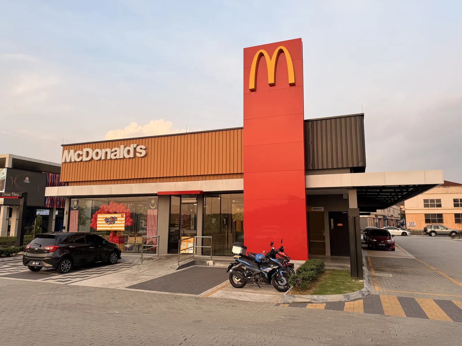 McDonald's Antara Gapi DT