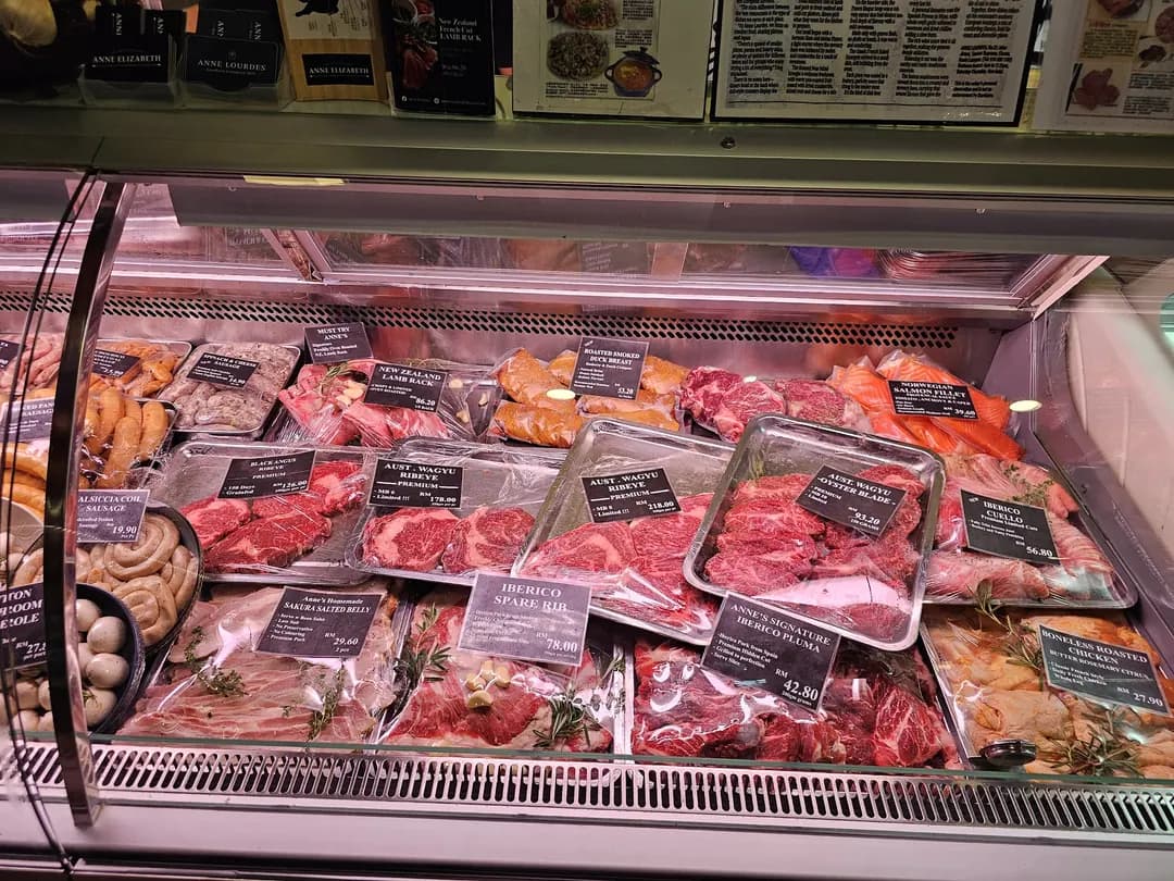 ANNE LOURDES Southern European Deli Restaurant photo 3