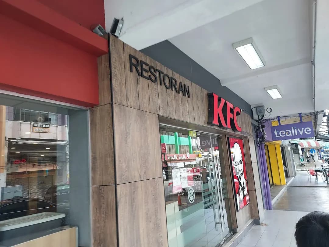 KFC Kluang 1 photo 2