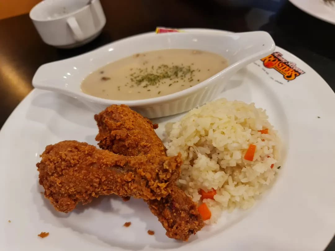Kenny Rogers ROASTERS Shaftsbury Square photo 2
