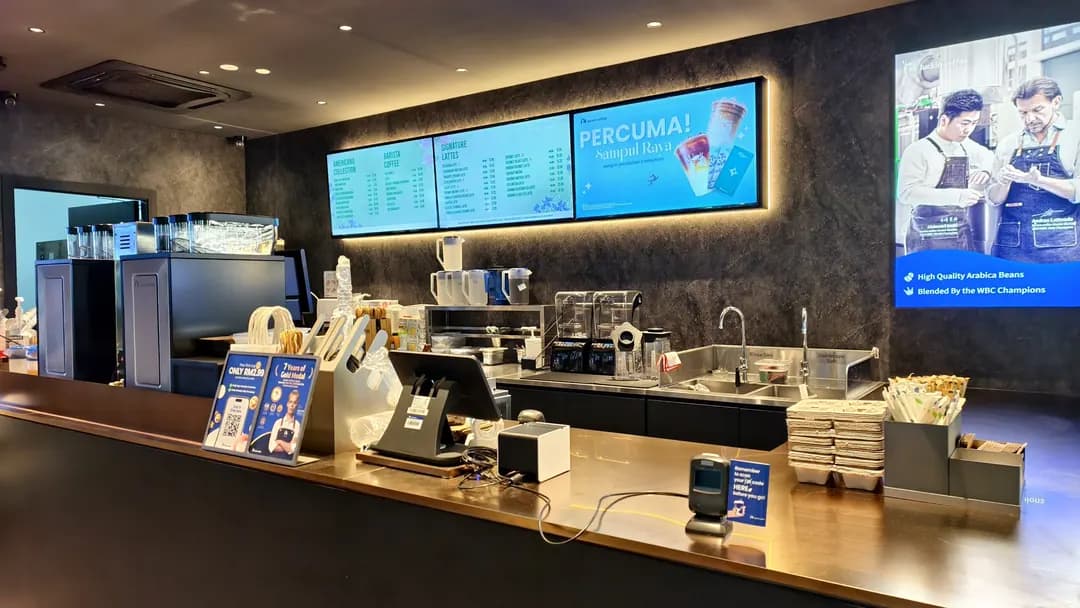 Luckin Coffee - Tamarind Square photo 2