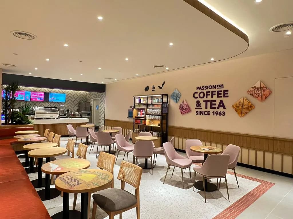 The Coffee Bean & Tea Leaf photo 2