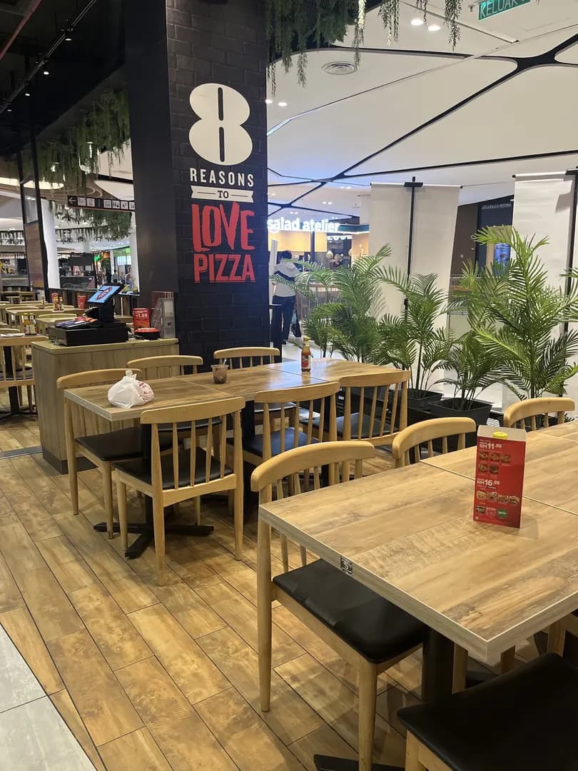 Pizza Hut photo 2
