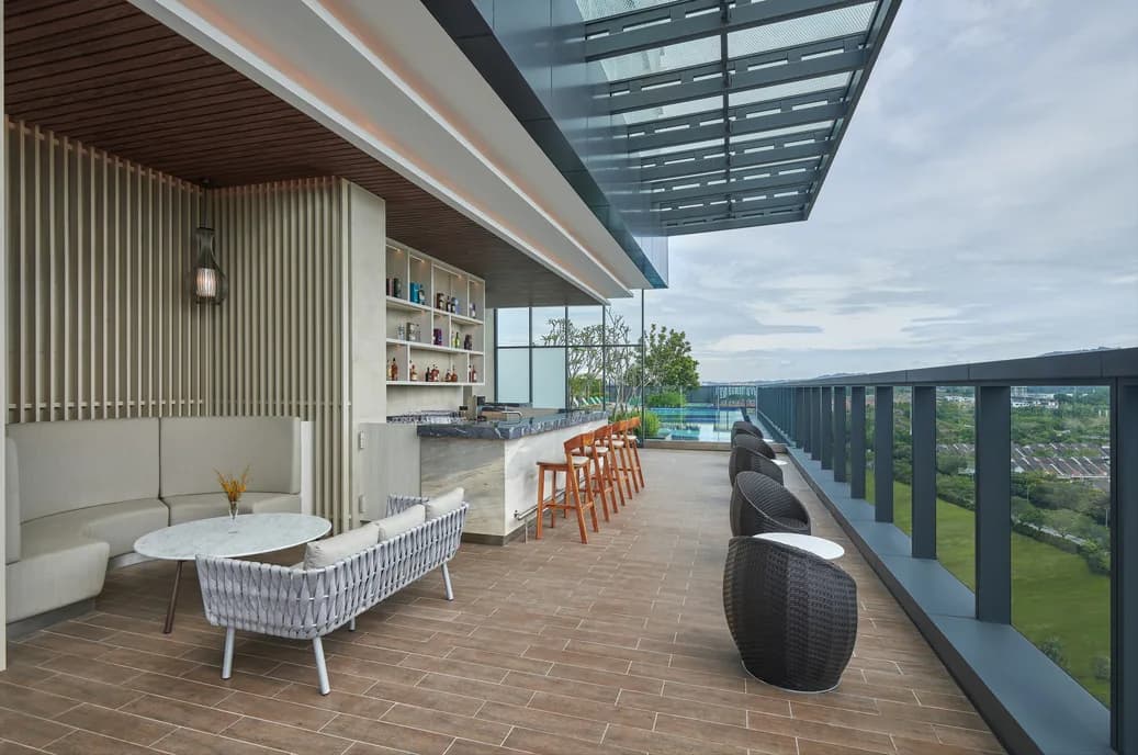 Pool Bar by Courtyard by Marriott® Setia Alam